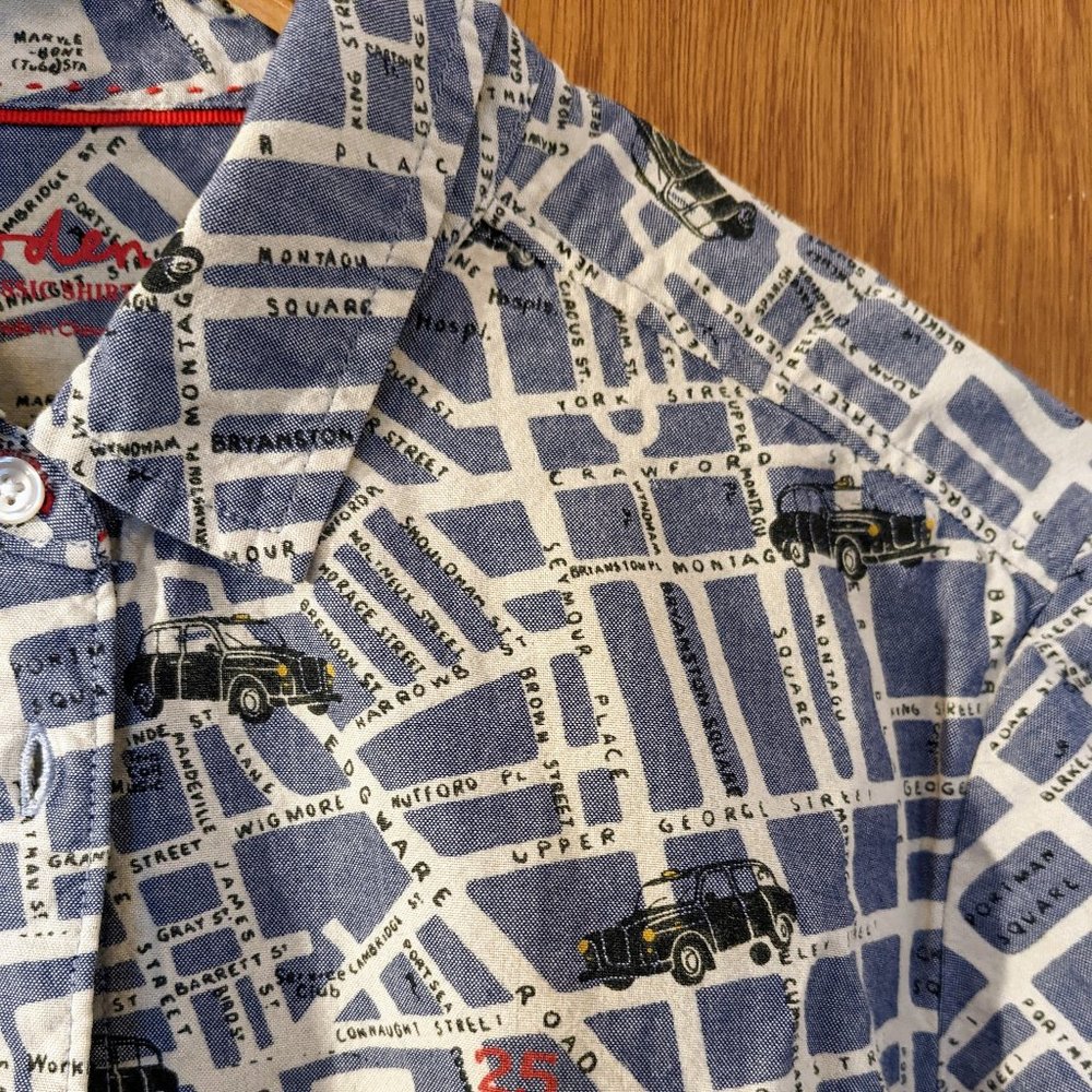 Boden Classic Button Down Shirt in Cute Print